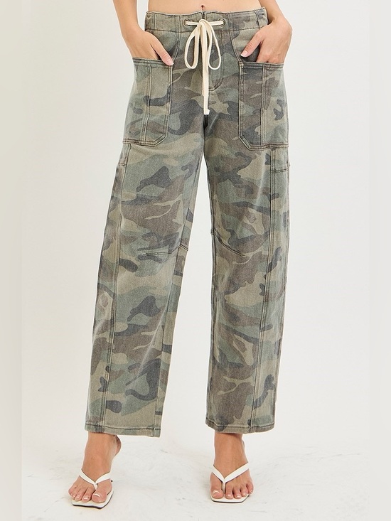 Risen Jeans Pants - PGC21969 CAMO Risen SLOUCHY CROP BARREL CAMO PANTS